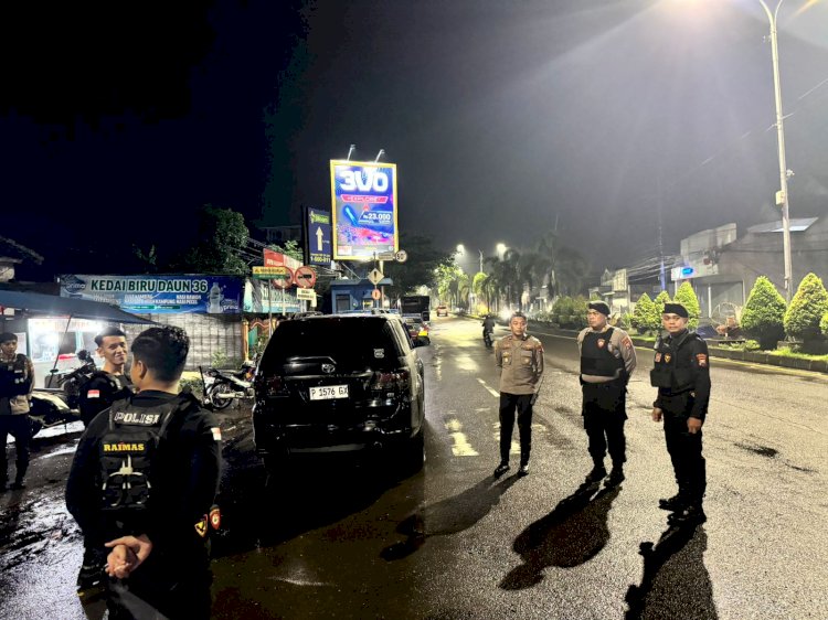Pimpin Patroli Malam Wakapolres Jember Wujudkan Keamanan dan Kenyamanan Warga adalah Komitmen