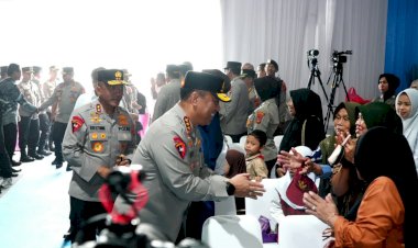 Wakapolri-Berikan-Santunan-dan-Bakti-Sosial-Kepada-Warga-Sekitar-SMA-Kemala-Taruna-Bhayangkara-Bogor