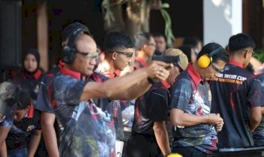 Buka-Lomba-Menembak-Kapolda-Jatim-Cup-2026,-Irjen-Pol-Nanang-Avianto-Tekankan-Profesionalisme-Penggunaan-Senjata-Api