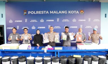 Polresta-Malang-Kota-Amankan-Dua-Kurir-Jaringan-Aceh-Sita-3,2-Kg-Sabu-dan-2.480-Butir-Ekstasi