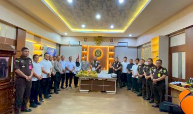 Polresta-Sidoarjo-Beri-Kejutan-Hari-Bhakti-Adhyaksa-ke-66,-Perkuat-Sinergitas-Bersama-Kejari-Sidoarjo