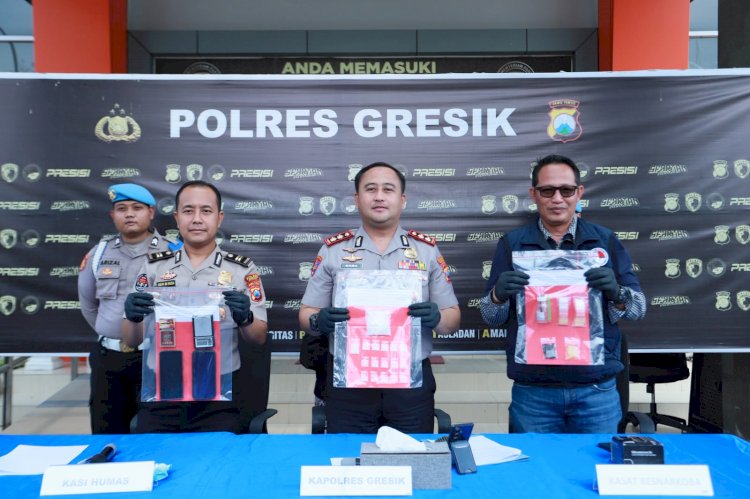 Polres Gresik Bongkar Peredaran Narkoba Sistem Ranjau, Dua Kurir Sabu Diamankan